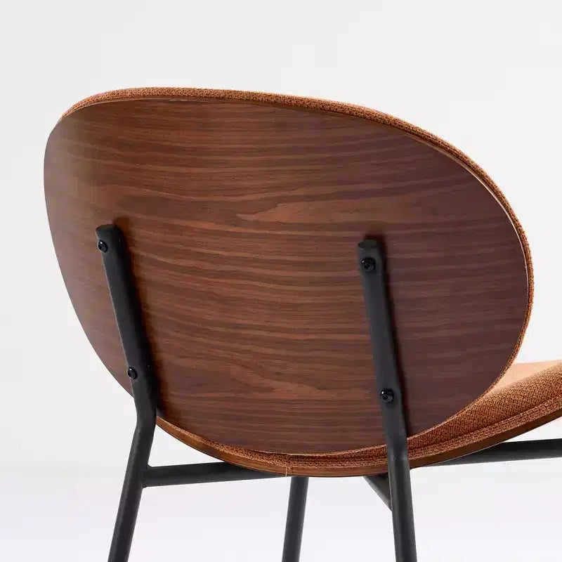 Sedia da pranzo Mid-Century Modern Shell – Rivestimento in tessuto, gambe in metallo con finitura noce, capacità 150 kg