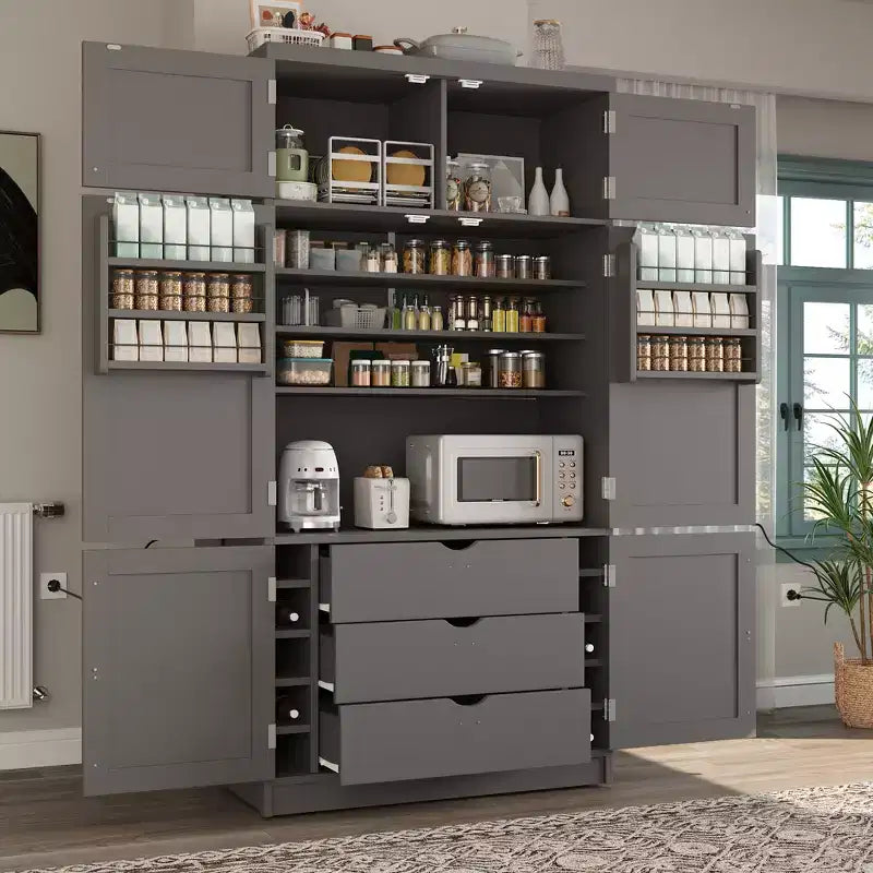 Dispensa Alta da Cucina con Prese di Corrente, Grande Credenza Autoportante con Supporto per Microonde, Cassetti, Scaffali, Portabottiglie e Ante con Ripiani